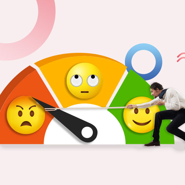 تصویر مدیر شرکت در حال تلاش برای بهبود شاخص خالص مروجان