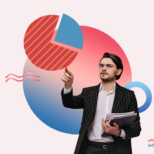 مدیر آقا در حال برنامه ریزی برای رشد و بررسی آمار نفوذ برند در بازار